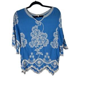 Solitaire Blue White Heavily Embroidered Floral Blouse Top‎ Sz S Women’s